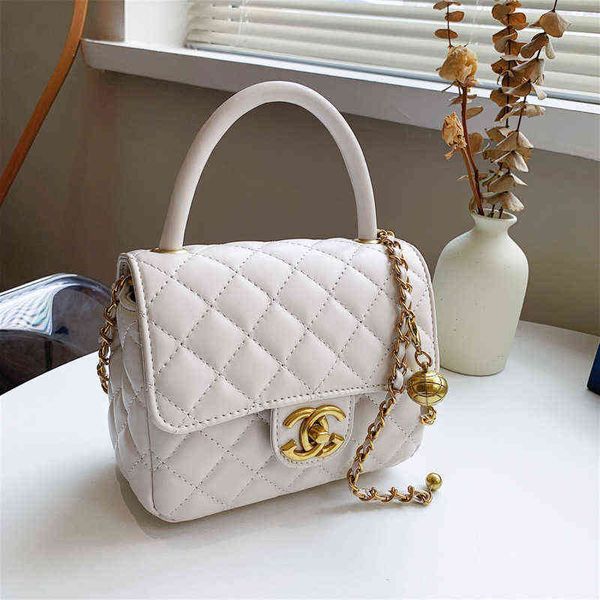 design fashion handbag shoulder factory online export women's new shoulder msenger bag chain portable small 2022
design fashion handbag shoulder factory online export women's new shoulder msenger bag chain portable small 2022