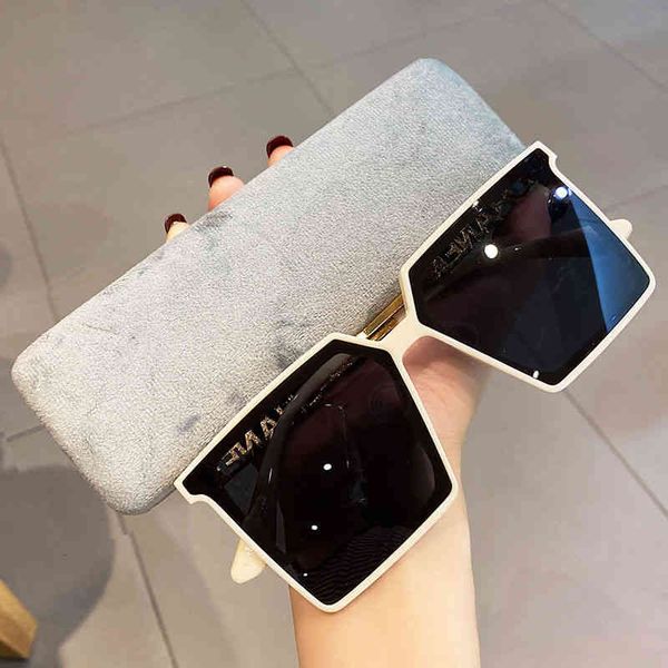 sunglasses korean version ins tide 2022 net red big box letter women's square face glasses thin, White;black
sunglasses korean version ins tide 2022 net red big box letter women's square face glasses thin, White;black