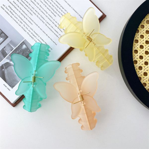 length 11 cm large frosted butterfly shaped hair clamps women plastic alloy animal scrunchies hair clips claw european female shower ponytai, Slivery;golden
length 11 cm large frosted butterfly shaped hair clamps women plastic alloy animal scrunchies hair clips claw european female shower ponytai, Slivery;golden