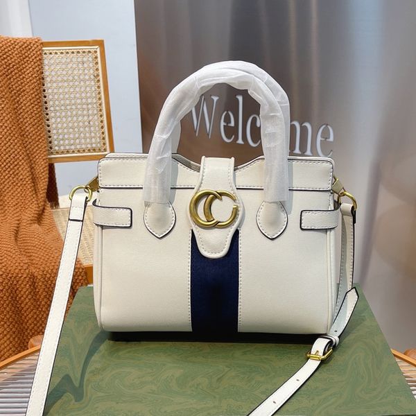 designer bags 22 new women's bag shoulder messenger bags metal decorative handbags simple atmosphere fashion versatile7988
designer bags 22 new women's bag shoulder messenger bags metal decorative handbags simple atmosphere fashion versatile7988