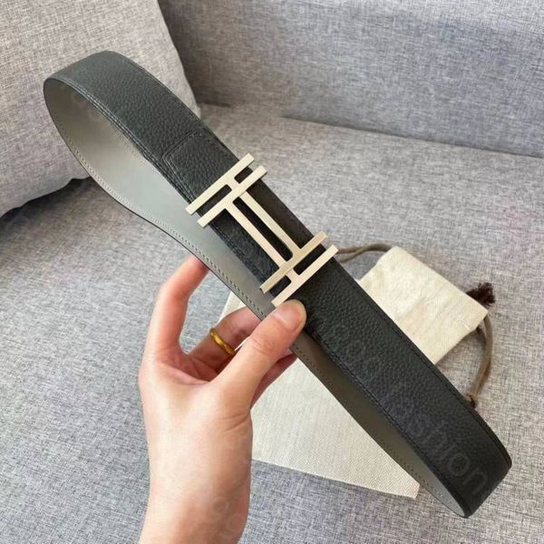 designer men's belts womans belt boutique made of imported leather with hardware belt buckle adjustable, Black;brown
designer men's belts womans belt boutique made of imported leather with hardware belt buckle adjustable, Black;brown