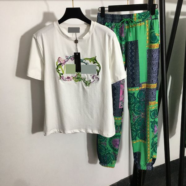 602 2022 milan runway two pieces sets long pants empire white black short sleeve flora print brand same style pants womens clothes meiyi
602 2022 milan runway two pieces sets long pants empire white black short sleeve flora print brand same style pants womens clothes meiyi