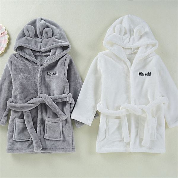 baby girls boys robes children bathrobe hooded cap soft velvet robe pajama kids coral warm clothes baby lovely home clothes lj201216, Blue;red
baby girls boys robes children bathrobe hooded cap soft velvet robe pajama kids coral warm clothes baby lovely home clothes lj201216, Blue;red