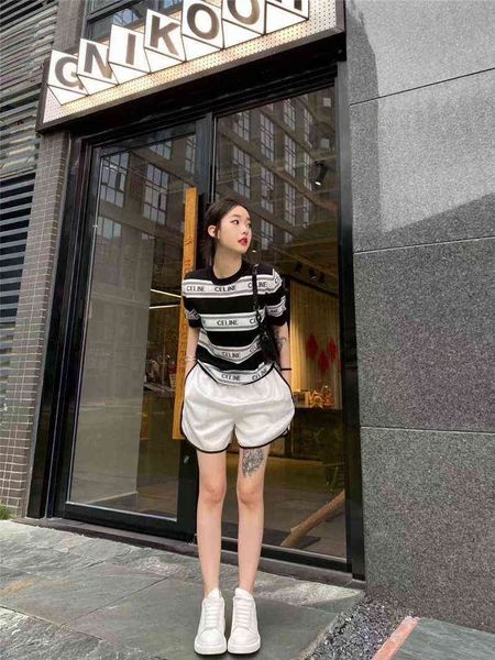 designer clothing summer round contrast black and white letter casual knitted short, White;black
designer clothing summer round contrast black and white letter casual knitted short, White;black