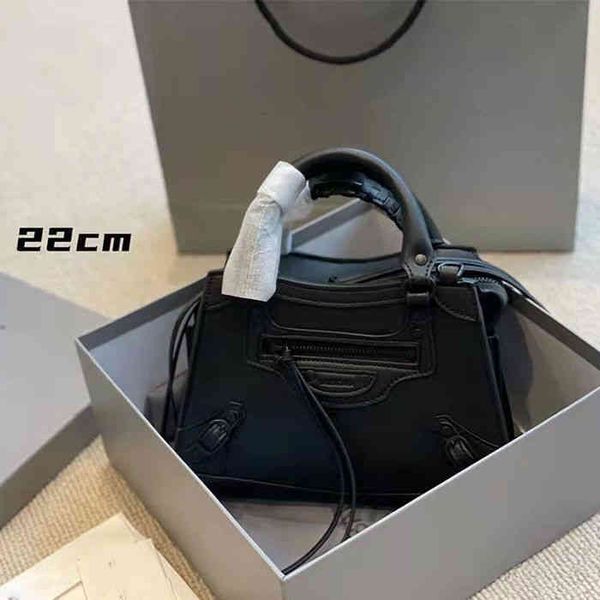 balenciga italy handbag designer star net 2022 red same crocodiless leather locomotive single shoulder oblique span portable women's la
balenciga italy handbag designer star net 2022 red same crocodiless leather locomotive single shoulder oblique span portable women's la