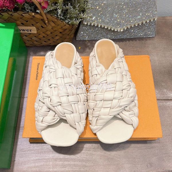 slippers high end european goods summer leather square head woven flat bottom slippers women's versatile open toe line sandals, Black
slippers high end european goods summer leather square head woven flat bottom slippers women's versatile open toe line sandals, Black