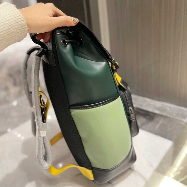 2022 classic fashion bag ladies men leather backpack motorcycle style bag luggage single backpack handbag
2022 classic fashion bag ladies men leather backpack motorcycle style bag luggage single backpack handbag