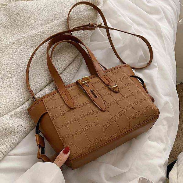 vintage small shoulder crossbody messenger bag with short handle for women 2022 stone pattern trends tote purses handbags purse g220509
vintage small shoulder crossbody messenger bag with short handle for women 2022 stone pattern trends tote purses handbags purse g220509