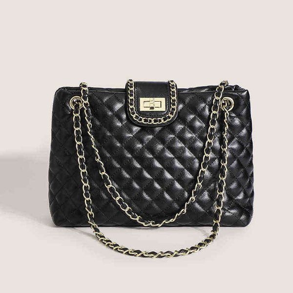 evening bags fashion women large capacity handbags chain shoulder brand tote underarm for designer quality handle 230428bj
evening bags fashion women large capacity handbags chain shoulder brand tote underarm for designer quality handle 230428bj