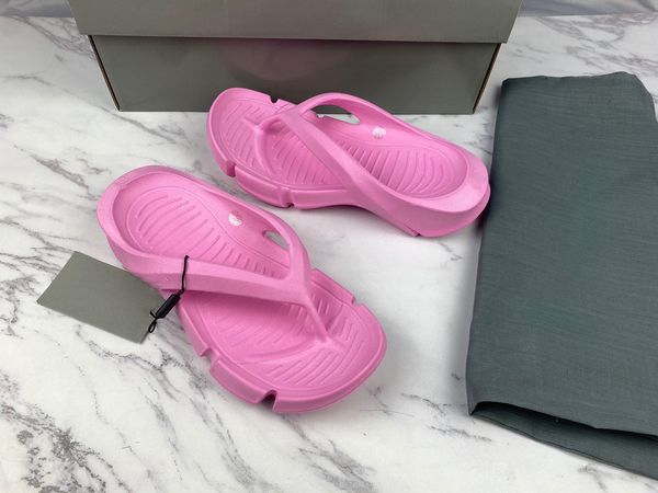 2021 slippers sell summer men women flats sandals cork slippers casual shoes print mixed colors size 0508, Black
2021 slippers sell summer men women flats sandals cork slippers casual shoes print mixed colors size 0508, Black