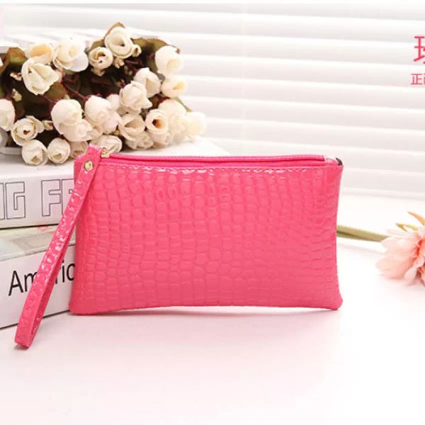 hbp 10pieces cardhand clutch designer bags classic fashion coin purses women bag alligator wallet mini handbags boots croc pu wallets runnin
hbp 10pieces cardhand clutch designer bags classic fashion coin purses women bag alligator wallet mini handbags boots croc pu wallets runnin