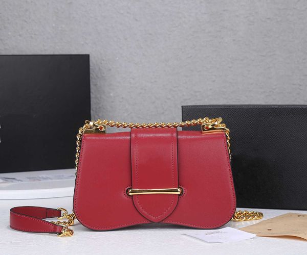 2023 wholesale leather versatile triangle women's messenger chest bag women handbag chain handbag messenger bags handbags 184
2023 wholesale leather versatile triangle women's messenger chest bag women handbag chain handbag messenger bags handbags 184