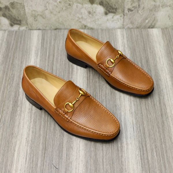 luxury name design shoes mens dress loafers men's flat shoes horsebit metal buckle letter printed suede velvet wedding shoe fashion par, Black
luxury name design shoes mens dress loafers men's flat shoes horsebit metal buckle letter printed suede velvet wedding shoe fashion par, Black