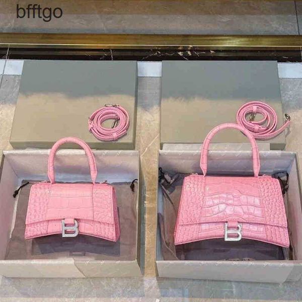 handbags balencigas luxuries bag 2022 fashion b-word red hourglass women's shoulder handbag crocodile pattern net
handbags balencigas luxuries bag 2022 fashion b-word red hourglass women's shoulder handbag crocodile pattern net