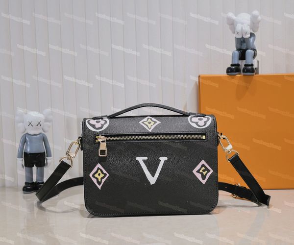 classic fashion designer shoulder bag lady designer goes shopping high volume handbag leather luxury brand interior compartment mother and b
classic fashion designer shoulder bag lady designer goes shopping high volume handbag leather luxury brand interior compartment mother and b