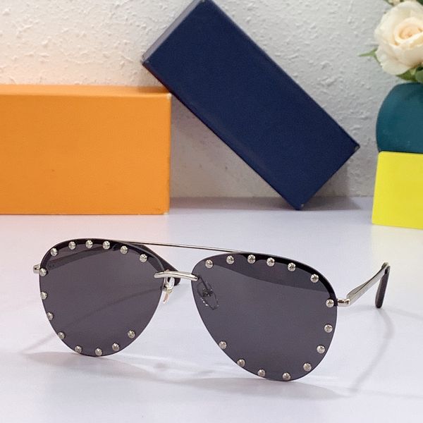 sunglasses for men women summer 0997 style sunshade anti-ultraviolet retro plate rimless rivet lenses random box, White;black
sunglasses for men women summer 0997 style sunshade anti-ultraviolet retro plate rimless rivet lenses random box, White;black