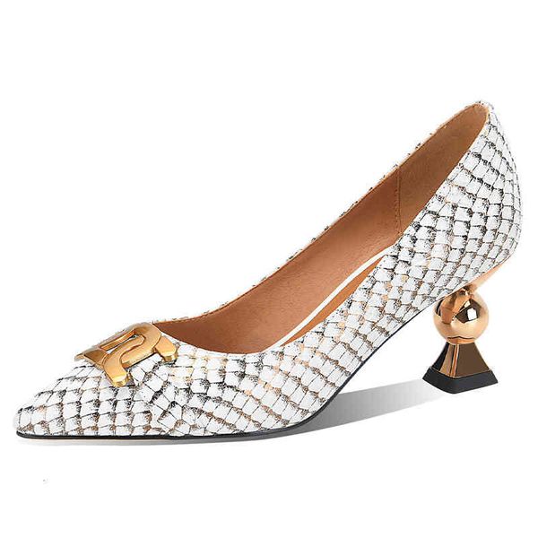 dress shoes spring and summer women's shoes pointed shaped high heels electroplated heel metal fish scale pattern spicy mom single kx8i, Black
dress shoes spring and summer women's shoes pointed shaped high heels electroplated heel metal fish scale pattern spicy mom single kx8i, Black