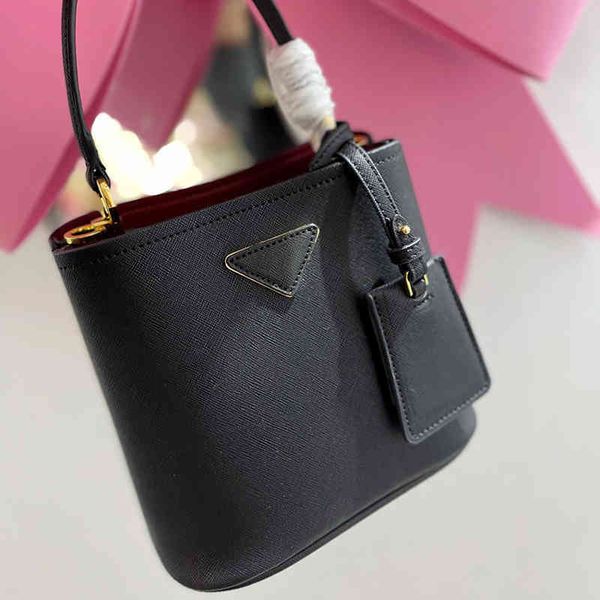 shoulder bags bucket bags woman women designer handbags tote fashion messenger crossbody handbag bag triangle purses practical 0406
shoulder bags bucket bags woman women designer handbags tote fashion messenger crossbody handbag bag triangle purses practical 0406