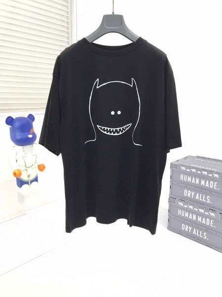 men's t-shirts round neck embroidered and printed polar style summer wear with street pure cotton q34, White;black
men's t-shirts round neck embroidered and printed polar style summer wear with street pure cotton q34, White;black