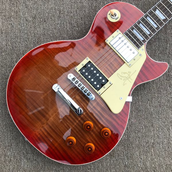 rosewood fingerboard electric guitar, tune-o-matic bridge, solid mahogany body, two pickups are different
rosewood fingerboard electric guitar, tune-o-matic bridge, solid mahogany body, two pickups are different