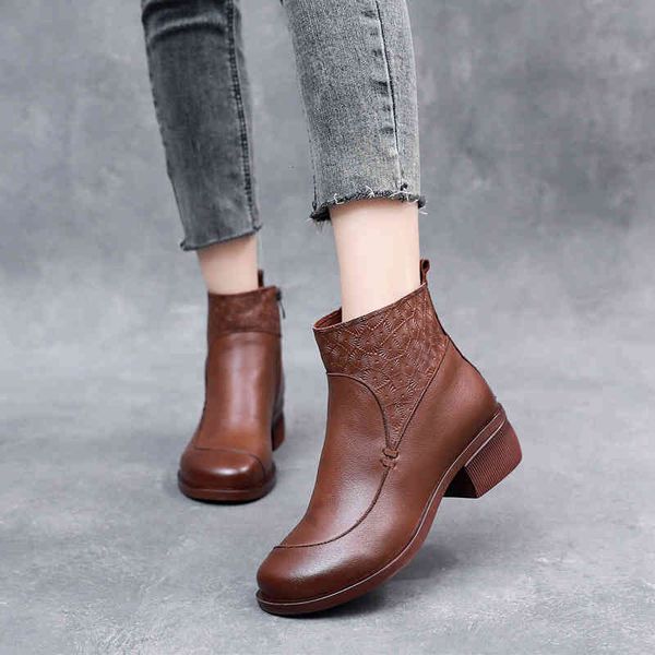 slippers autumn and winter martin boots national style thick heel cowhide women's round head cotton mother's shoes 1880 c149, Black
slippers autumn and winter martin boots national style thick heel cowhide women's round head cotton mother's shoes 1880 c149, Black