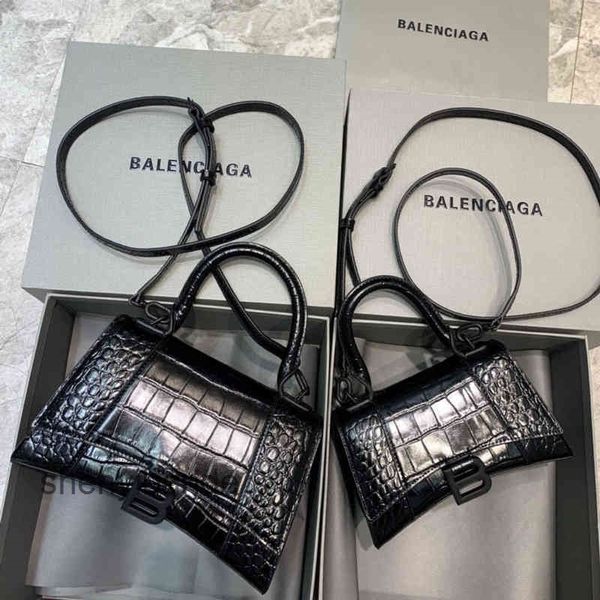 handbags crossbody balencaigass designer high version bags female 2022 pink hourglass crocodile paern grade net red messeng 92zr
handbags crossbody balencaigass designer high version bags female 2022 pink hourglass crocodile paern grade net red messeng 92zr