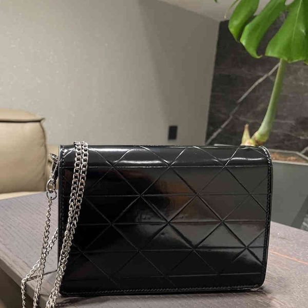 evening bags ladies crossbody shoulder designer women handbags triangle mirror surface purses fashion classic 0423
evening bags ladies crossbody shoulder designer women handbags triangle mirror surface purses fashion classic 0423