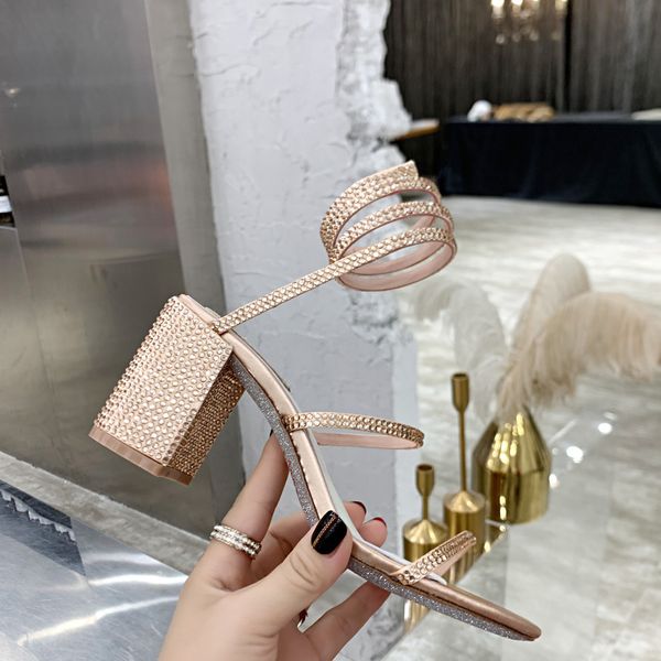 2022cleo crystals embellished chunky heels sandals 75mm rhinestone pink gold evening shoes women high heeled luxury designers wraparound dre, Black
2022cleo crystals embellished chunky heels sandals 75mm rhinestone pink gold evening shoes women high heeled luxury designers wraparound dre, Black