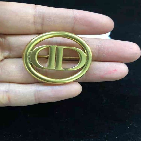 fashion new jewelry trend luxury brand designer wholesale dijia d jia shaped brass letter fur clothing accsori temperament pin female, Silver
fashion new jewelry trend luxury brand designer wholesale dijia d jia shaped brass letter fur clothing accsori temperament pin female, Silver