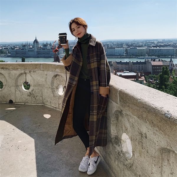 2020 winter new coat women s long loose fashion temperament plaid coat wool blend women coats female overcoat lj201106, Black
2020 winter new coat women s long loose fashion temperament plaid coat wool blend women coats female overcoat lj201106, Black