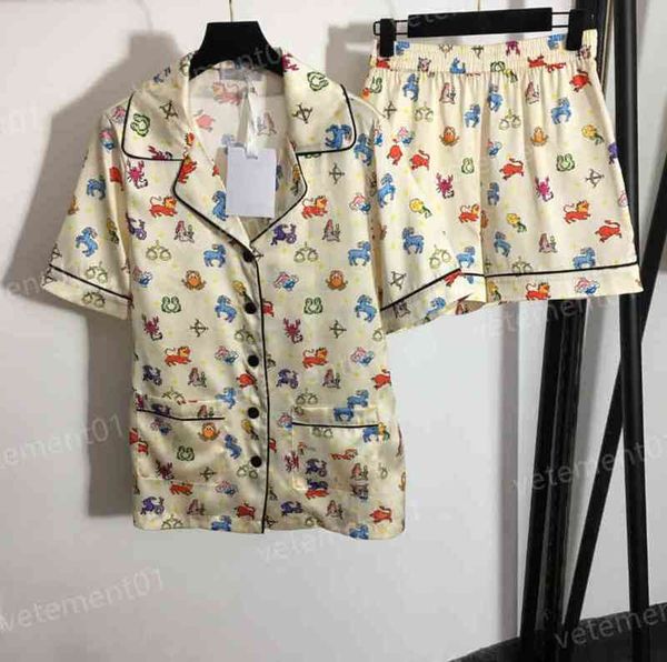 womens two piece pants fashion brand logo print lapel button shirt and casual shorts 2 piece suits women designer tracksuits 0912, White
womens two piece pants fashion brand logo print lapel button shirt and casual shorts 2 piece suits women designer tracksuits 0912, White