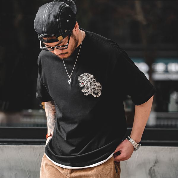 maden mens tshirt american vintage black white mmbroidered shortsleeves yokosuka tiger year street summer tee220622, White;black
maden mens tshirt american vintage black white mmbroidered shortsleeves yokosuka tiger year street summer tee220622, White;black