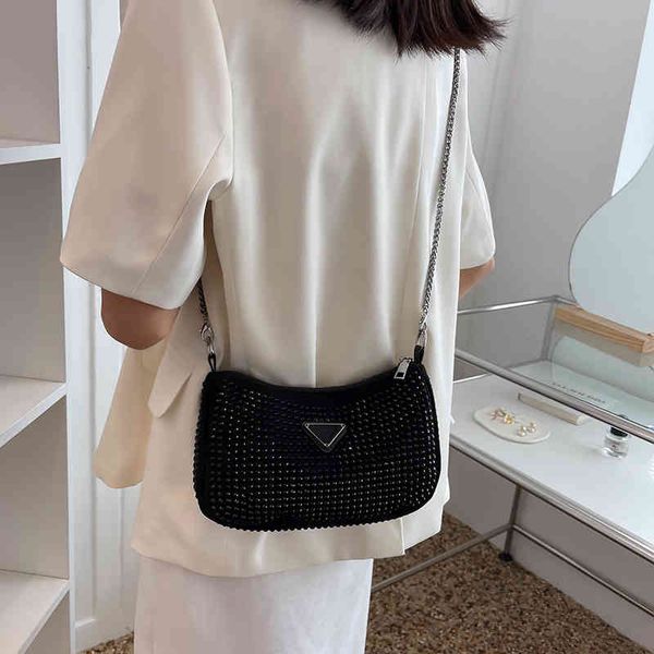 handbags rhinestone women's 2022 new full diamond with drill one shoulder zipper dinner portable small square bag
handbags rhinestone women's 2022 new full diamond with drill one shoulder zipper dinner portable small square bag