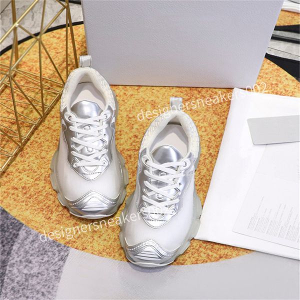 2022 luxury designer casual shoes red sole low flat spikes flats black blue suede silver diamond mens womens sneakers ly211120
2022 luxury designer casual shoes red sole low flat spikes flats black blue suede silver diamond mens womens sneakers ly211120