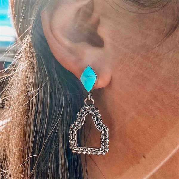 stud sweet romantic style geometric square pendant temperament sense women's hollow metal earrings jewelry drop, Golden;silver
stud sweet romantic style geometric square pendant temperament sense women's hollow metal earrings jewelry drop, Golden;silver