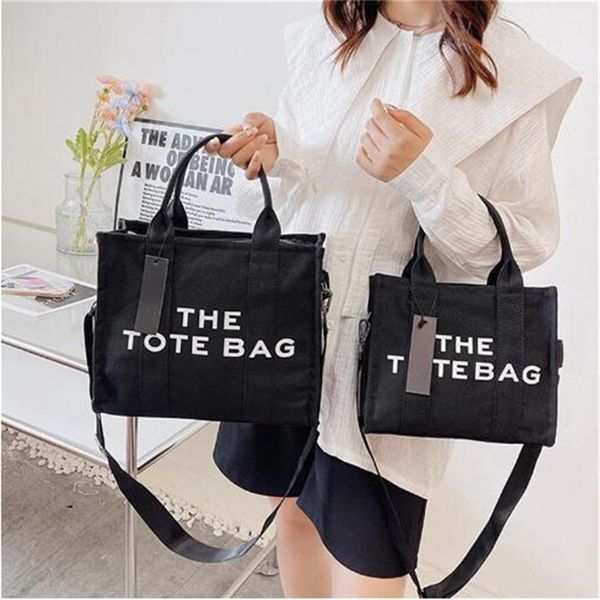 2022 europe-usa style designer brand luxury canvas the tote bags shoulder crossbody shopper handbag 22cm and 27cm, Red;black
2022 europe-usa style designer brand luxury canvas the tote bags shoulder crossbody shopper handbag 22cm and 27cm, Red;black