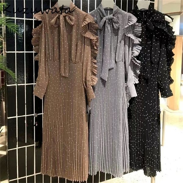 kuzuwata 2022 autumn women robes vintage vestidos o neck drawstring off shoulder ruffled dots slim waist pleated dresses 220317, Black;gray
kuzuwata 2022 autumn women robes vintage vestidos o neck drawstring off shoulder ruffled dots slim waist pleated dresses 220317, Black;gray