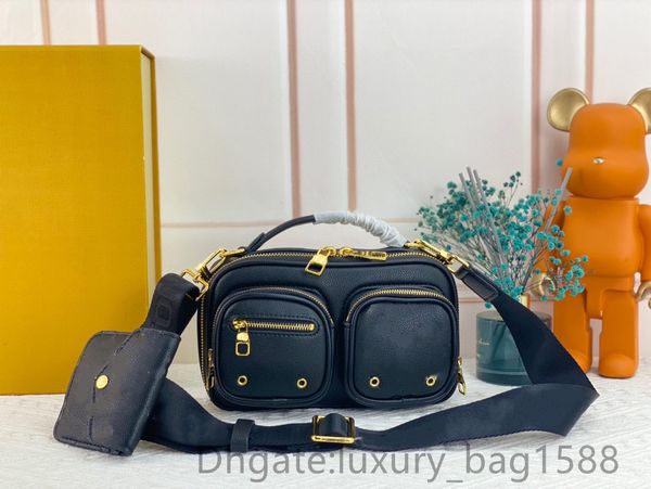 5a ladies crossbody bag fashionable laser engraved hardware 80446 ladies handheld camera bag
5a ladies crossbody bag fashionable laser engraved hardware 80446 ladies handheld camera bag