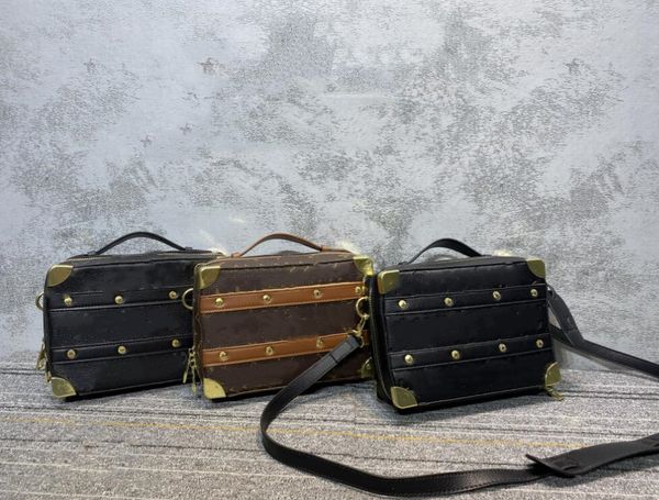 designer tote bag mini soft trunk shoulder crossbody bags luxury handbag fashion women men leather print embossed messenger shopping wallet
designer tote bag mini soft trunk shoulder crossbody bags luxury handbag fashion women men leather print embossed messenger shopping wallet