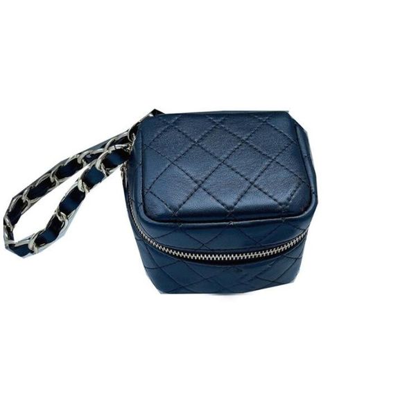 sw 22pw classic mini quilted box lambskin vanity clutch bags france womens luxury designer peach white black cosmetic case large capacity ou
sw 22pw classic mini quilted box lambskin vanity clutch bags france womens luxury designer peach white black cosmetic case large capacity ou