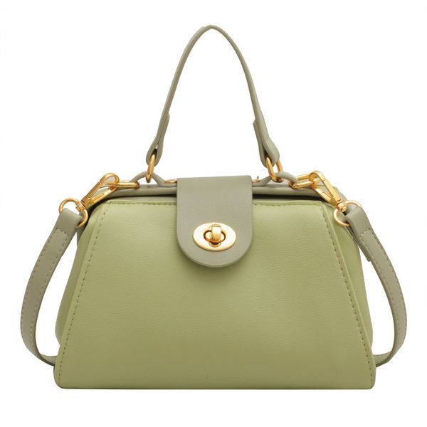 designer bag 3 colors high-texture contrast shell cross-body handbag for lady in pu with elegance style
designer bag 3 colors high-texture contrast shell cross-body handbag for lady in pu with elegance style