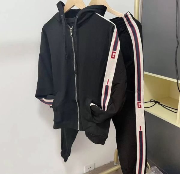 new 2022 mens womens tracksuits sweatshirts suits men track sweat suit coats man designers jackets hoodies pants sweatshirts sportswear, Gray
new 2022 mens womens tracksuits sweatshirts suits men track sweat suit coats man designers jackets hoodies pants sweatshirts sportswear, Gray