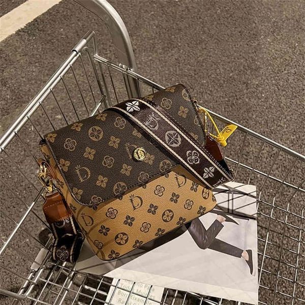shopping double color bucket female style vibrato tiktok wide strap satchel popular in shoulder bag 80% off store on 300r
shopping double color bucket female style vibrato tiktok wide strap satchel popular in shoulder bag 80% off store on 300r