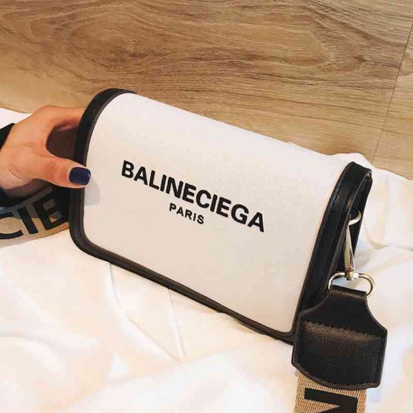 fashion small square bags summer letter wide strap shoulder msenger women purse handbags
fashion small square bags summer letter wide strap shoulder msenger women purse handbags