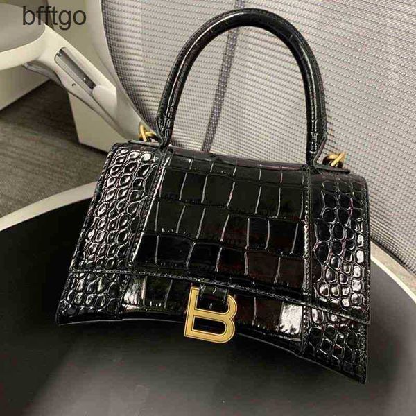 handbags balencigas crossbody bags b home 2022 high version crocodile hourglass leather women's light one shoulder
handbags balencigas crossbody bags b home 2022 high version crocodile hourglass leather women's light one shoulder