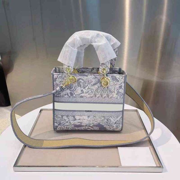 designer bags dai fei bag women crossbody square handbag large capacity high-grade lady wallet small and exquisite design pzgr
designer bags dai fei bag women crossbody square handbag large capacity high-grade lady wallet small and exquisite design pzgr