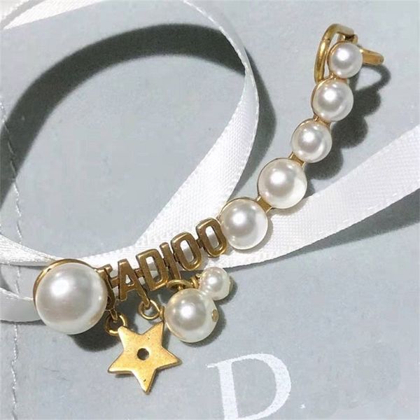 earring letter pearl five pointed star ear clip brass earrings female 925 silver needles, Golden;silver
earring letter pearl five pointed star ear clip brass earrings female 925 silver needles, Golden;silver