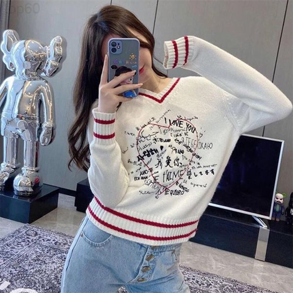 women's sweaters designer korean loose pullover sweater women's autumn new 2021 hong kong style versatile long sleeved love sweate, White;black
women's sweaters designer korean loose pullover sweater women's autumn new 2021 hong kong style versatile long sleeved love sweate, White;black