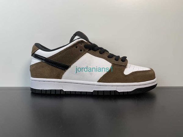 shoes high a+++ skateboard wmns duks low pro trail end brown suede shoe coffee white black outdoor running ship shoebox
shoes high a+++ skateboard wmns duks low pro trail end brown suede shoe coffee white black outdoor running ship shoebox