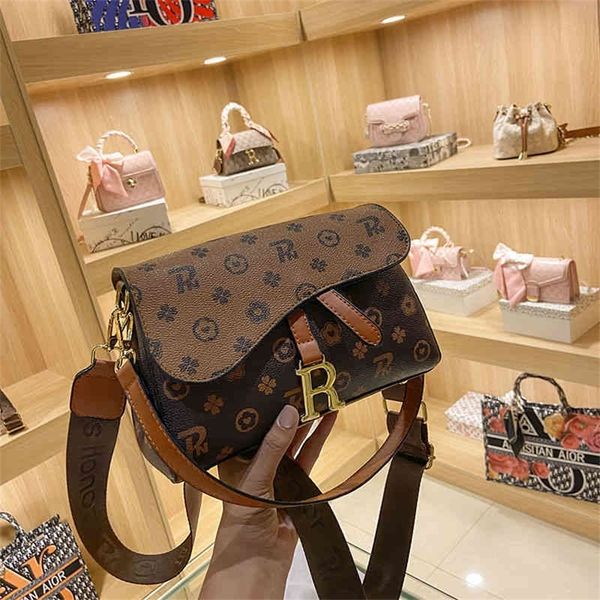 90% off to shop online autumn and winter single shoulder female fashion retro contrast color leisure bag foreign small square
90% off to shop online autumn and winter single shoulder female fashion retro contrast color leisure bag foreign small square
